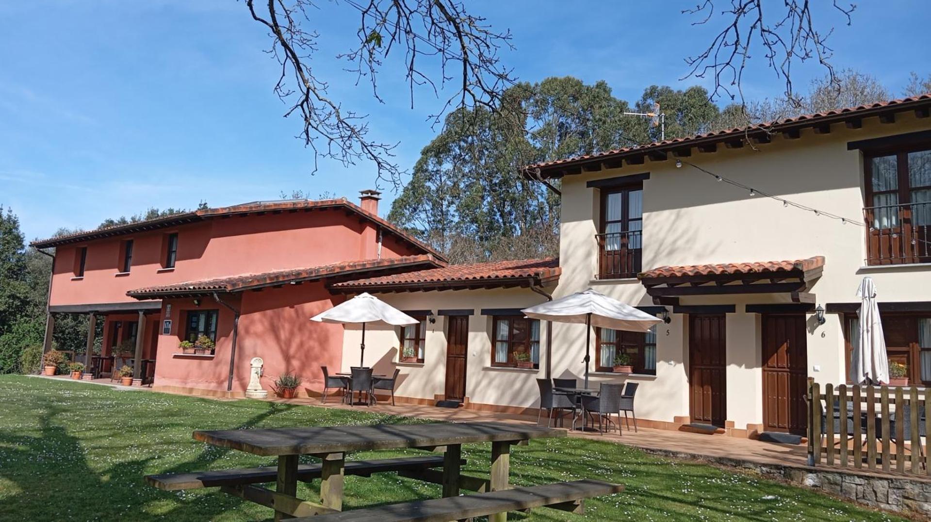 Apartamentos Rurales La Fuente De Bascones Villahormes Buitenkant foto