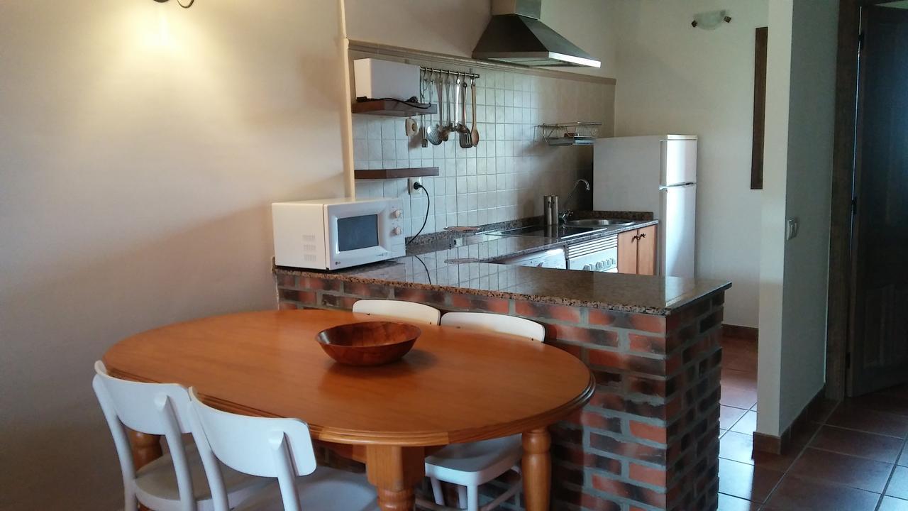 Apartamentos Rurales La Fuente De Bascones Villahormes Buitenkant foto